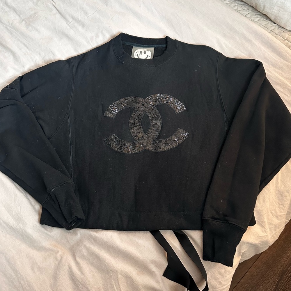 Designer inspired : Champion cropped sweatshirt with satin black ribbon